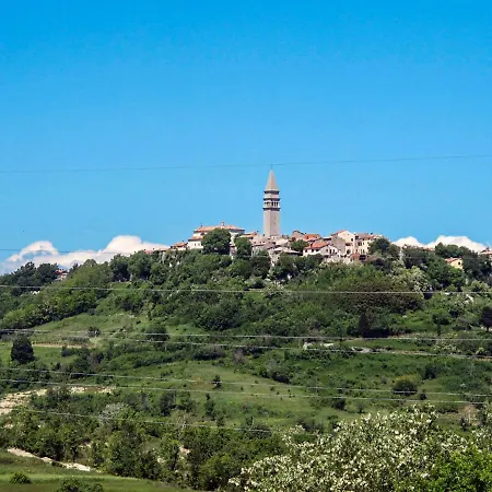 Olivia By Interhome Lägenhet