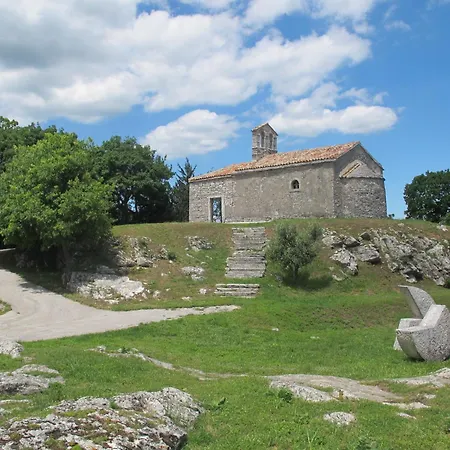 Olivia By Interhome Lägenhet